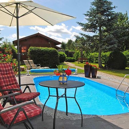 Ferienhaeuser Mit Pool Kummerow Schw 1010 Kummerow (Mecklenburgische Seenplatte) Exterior foto